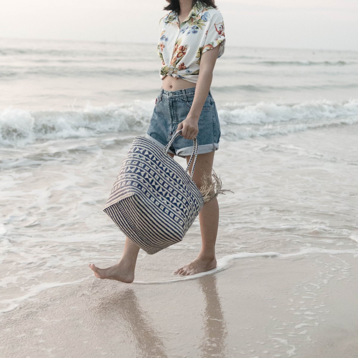 Blauwe boodschappentas | Strandtas | Shopper KIDUL gemaakt van rotan