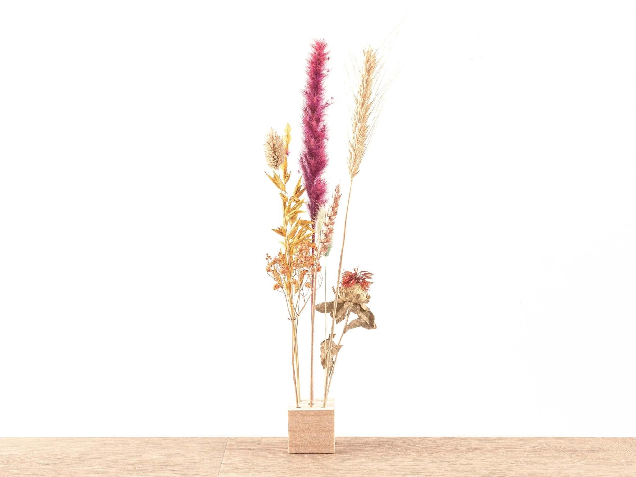 Wooden Dried flower stand - S - Flowers and Herbs + Dried Floral Arrangement